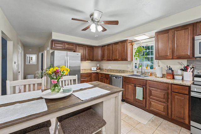 213 Bourne Street, Manchester, NH 03013