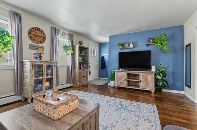 213 Bourne Street, Manchester, NH 03013