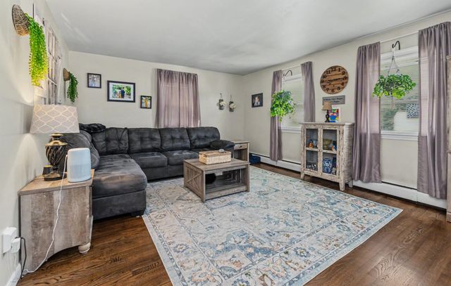 213 Bourne Street, Manchester, NH 03013