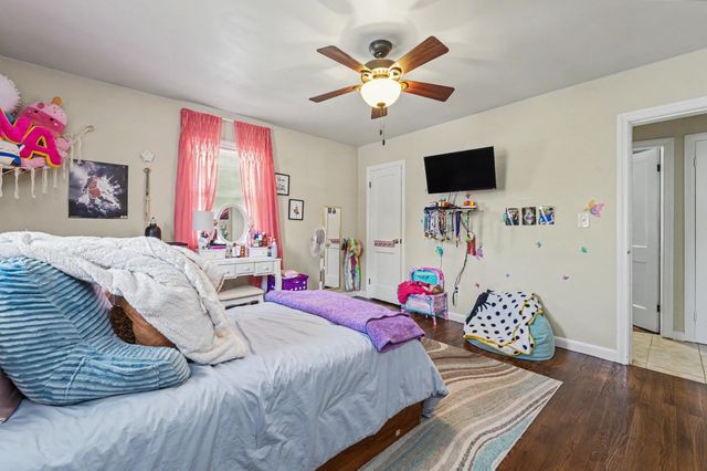 213 Bourne Street, Manchester, NH 03013