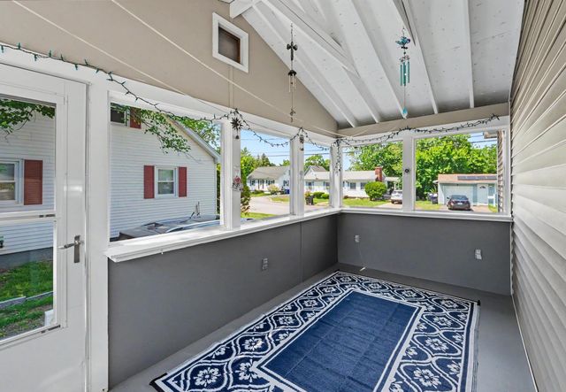 213 Bourne Street, Manchester, NH 03013