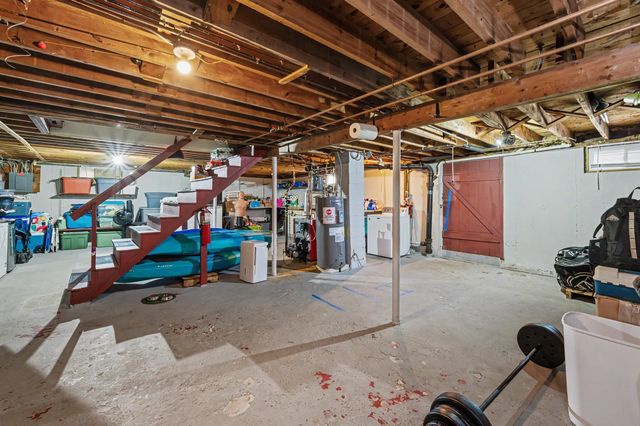 213 Bourne Street, Manchester, NH 03013