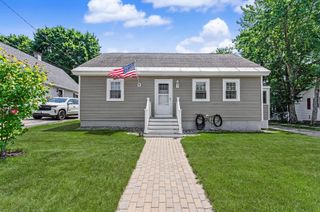 213 Bourne Street, Manchester, NH 03013