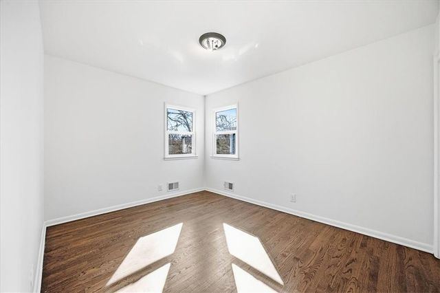 8121 Lydia Avenue, Kansas City, MO 64131