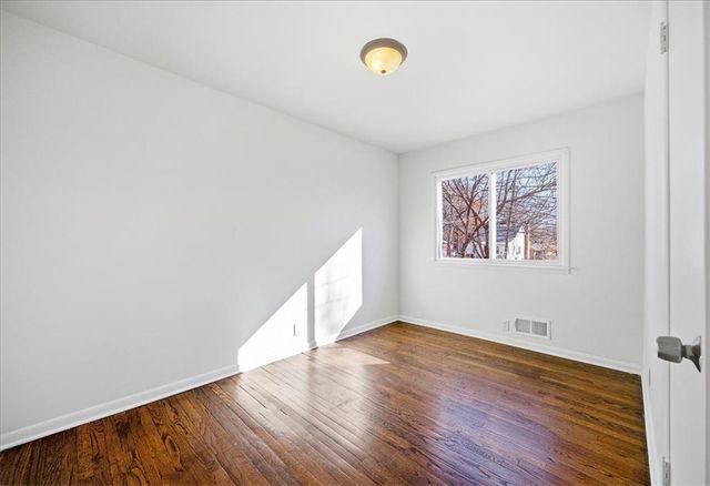 8121 Lydia Avenue, Kansas City, MO 64131