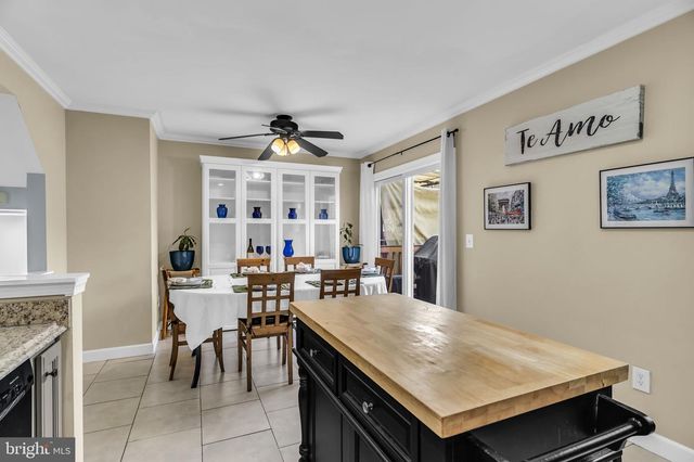 6204 BATTALION ST, Centreville, VA 20121
