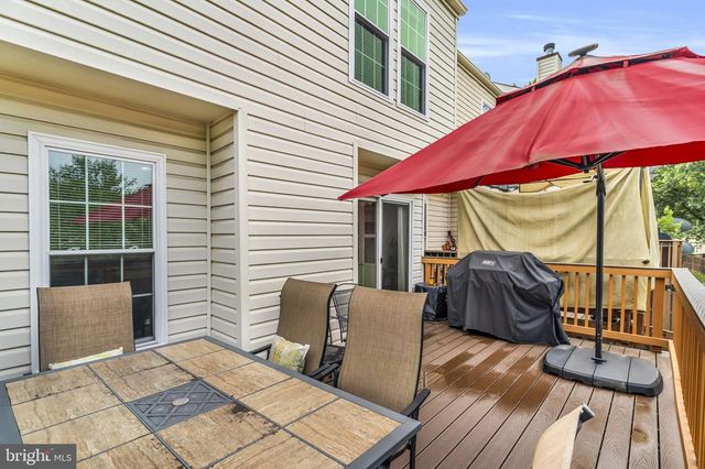 6204 BATTALION ST, Centreville, VA 20121