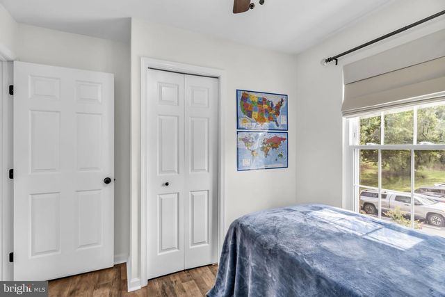 6204 BATTALION ST, Centreville, VA 20121