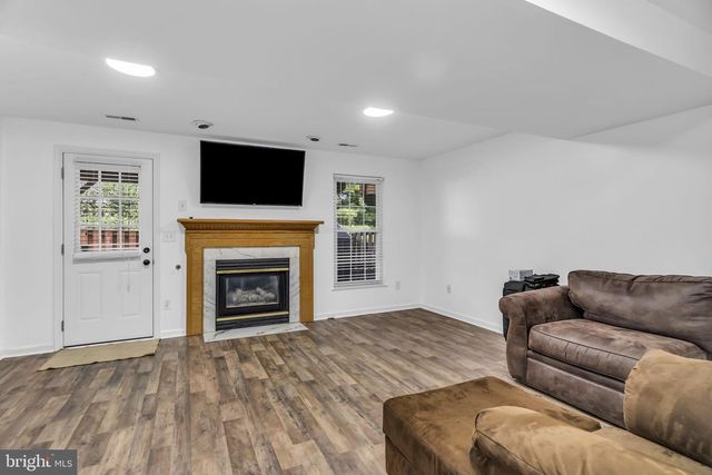 6204 BATTALION ST, Centreville, VA 20121