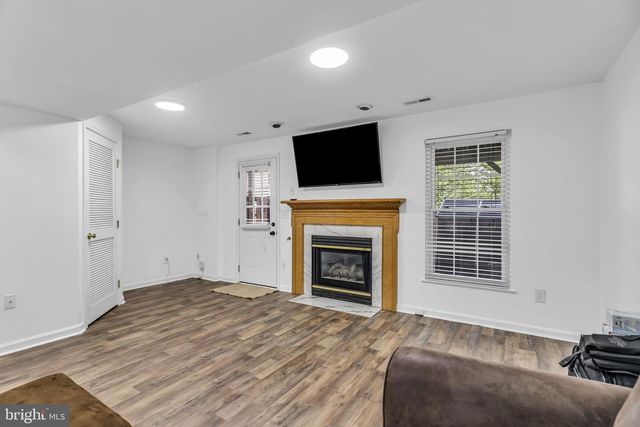 6204 BATTALION ST, Centreville, VA 20121