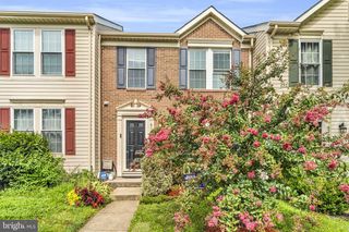 6204 BATTALION ST, Centreville, VA 20121