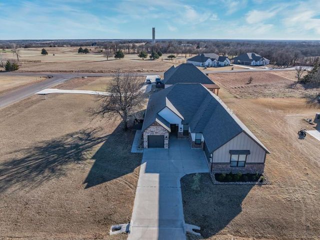 2251 Jackson Lane, Blanchard, OK 73010