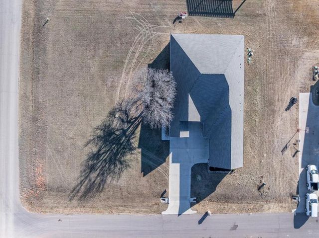 2251 Jackson Lane, Blanchard, OK 73010