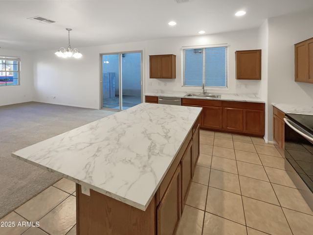 7761 W BONITOS Drive, Phoenix, AZ 85035