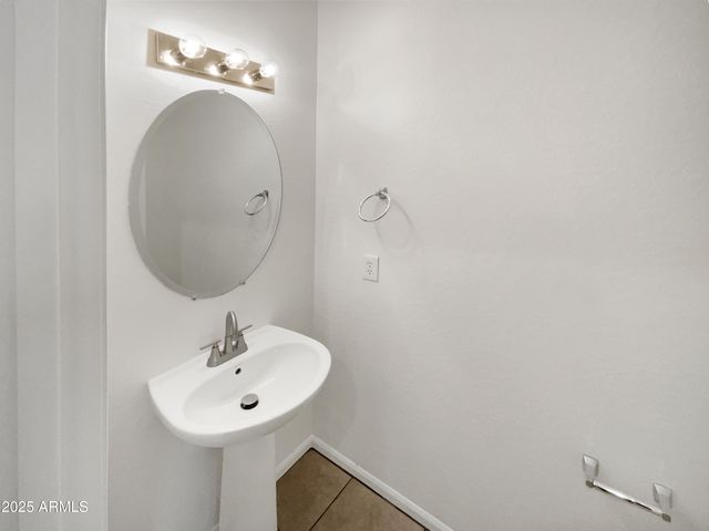 7761 W BONITOS Drive, Phoenix, AZ 85035