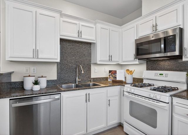 3240 3240 Maguire Way 318, Dublin, CA 94568