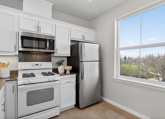 3240 3240 Maguire Way 318, Dublin, CA 94568