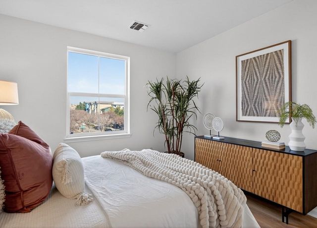 3240 3240 Maguire Way 318, Dublin, CA 94568