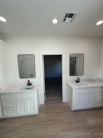 1906 Boxer Lane, Durant, OK 74701