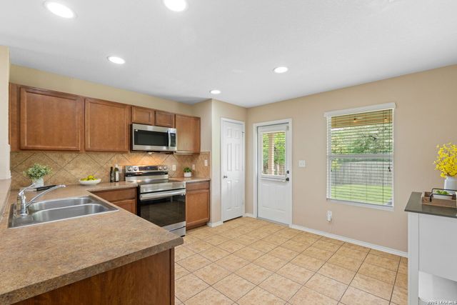 3838 Bent Grass, San Antonio, TX 78261