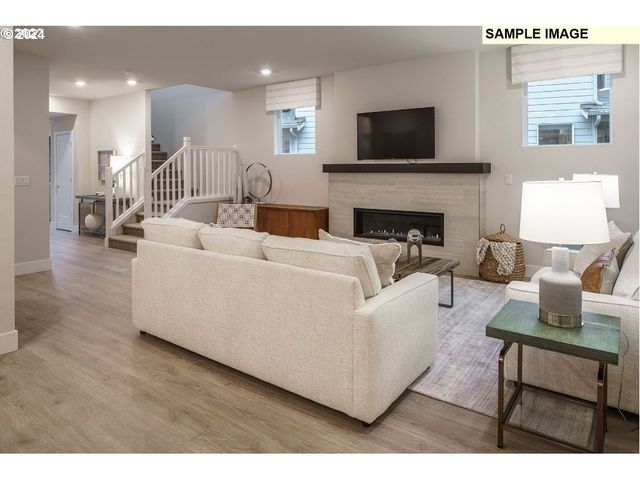 3905 W 4TH St, Washougal, WA 98671