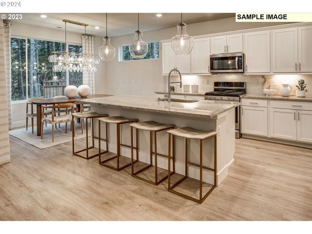 3905 W 4TH St, Washougal, WA 98671