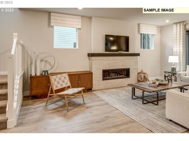 3905 W 4TH St, Washougal, WA 98671