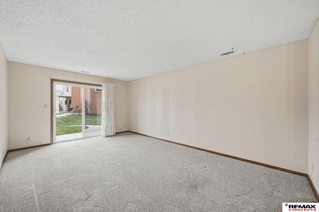 3001 S 51st Street Court, Lincoln, NE 68506