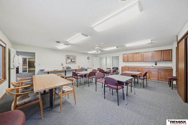 3001 S 51st Street Court, Lincoln, NE 68506