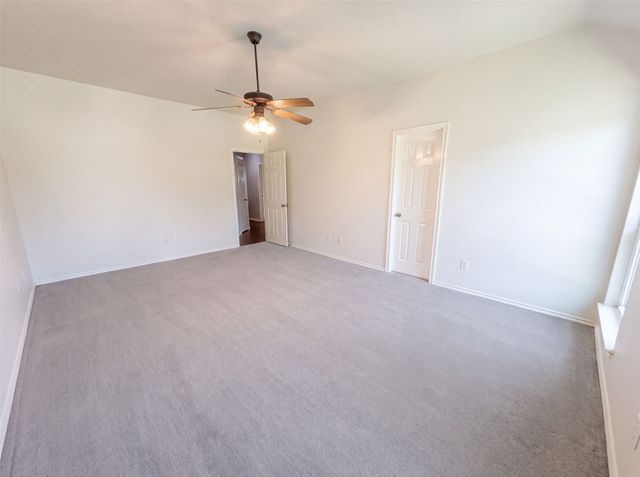 324 Cascade Drive, Red Oak, TX 75154