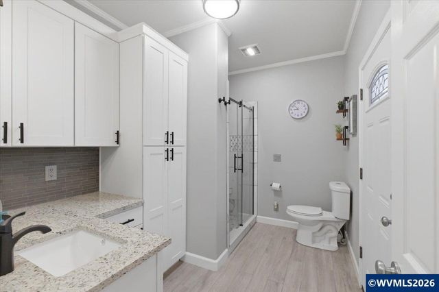 946 Reagan Av NW, Salem, OR 97304