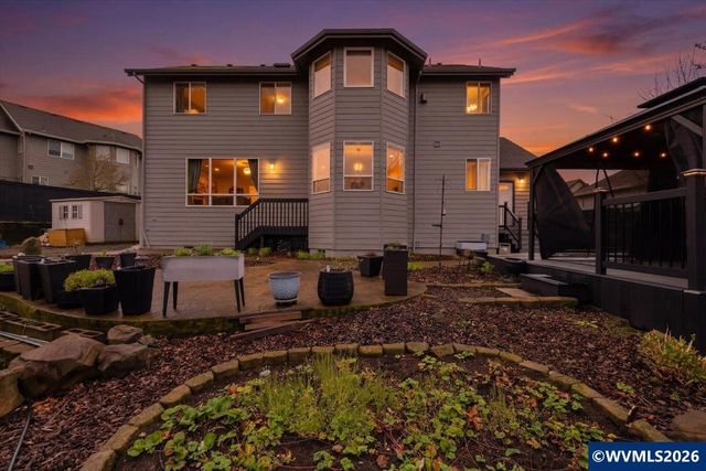 946 Reagan Av NW, Salem, OR 97304