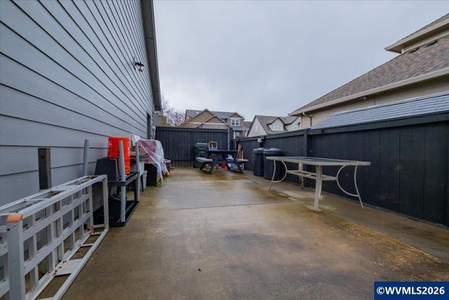 946 Reagan Av NW, Salem, OR 97304