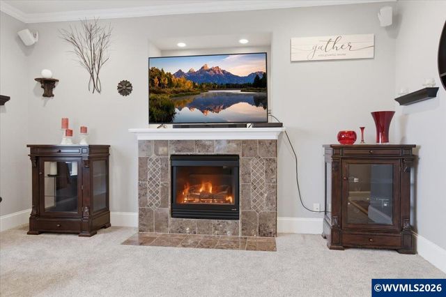 946 Reagan Av NW, Salem, OR 97304