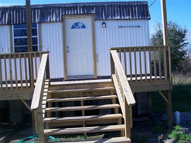 926 9th Street SE, San Leon, TX 77539