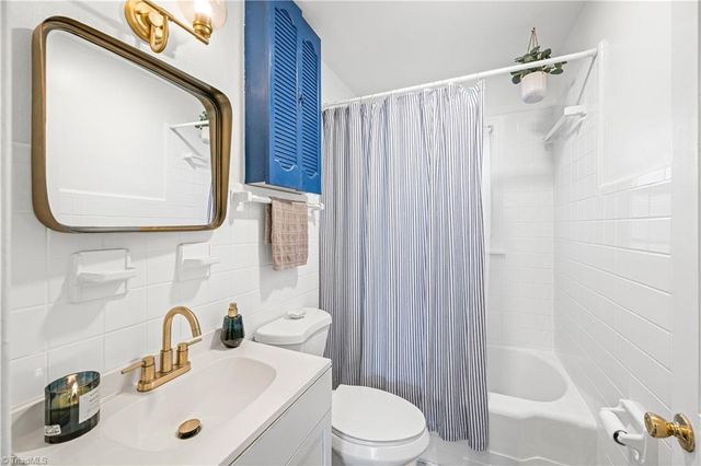 1004 Lockland Avenue, Winston-salem, NC 27103