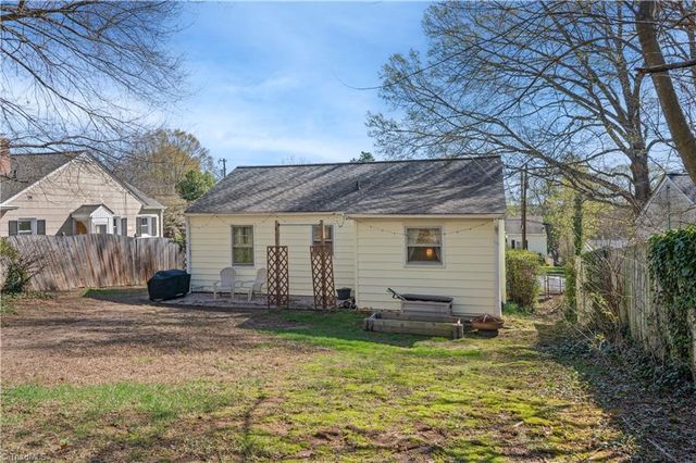 1004 Lockland Avenue, Winston-salem, NC 27103