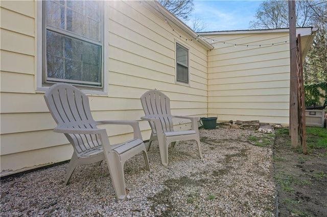 1004 Lockland Avenue, Winston-salem, NC 27103