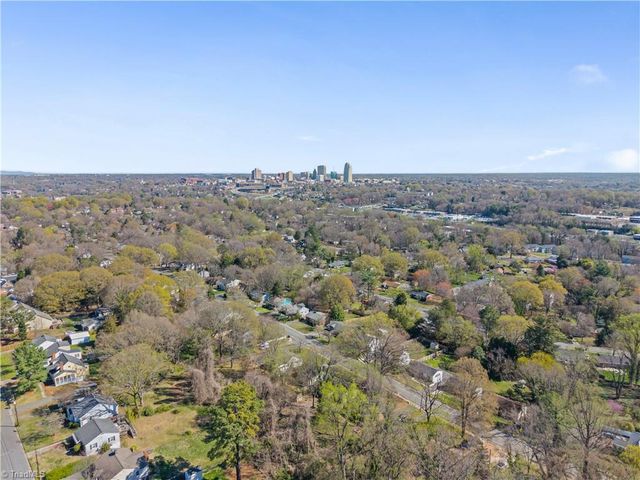 1004 Lockland Avenue, Winston-salem, NC 27103