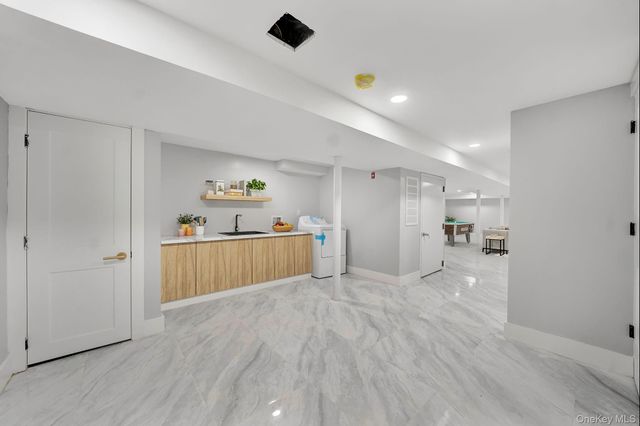 142-05 184th Street, Springfield Gardens, NY 11413