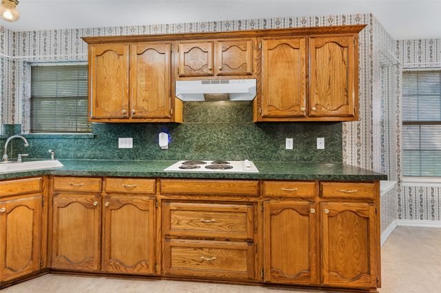 11105 Trafalgar Drive, Greenville, TX 75402