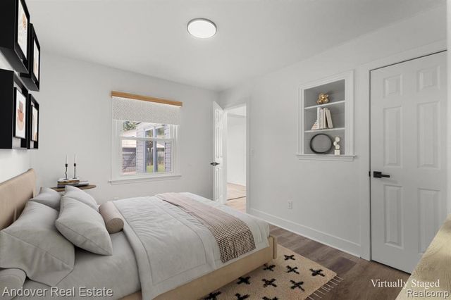 30924 Barton Street, Garden City, MI 48135