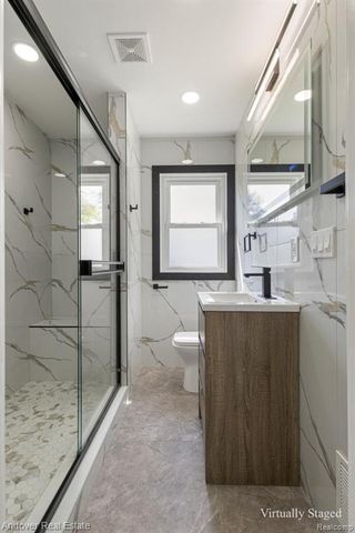 30924 Barton Street, Garden City, MI 48135