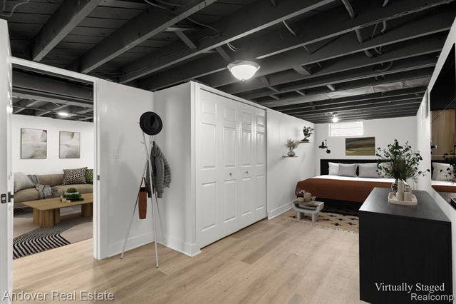 30924 Barton Street, Garden City, MI 48135