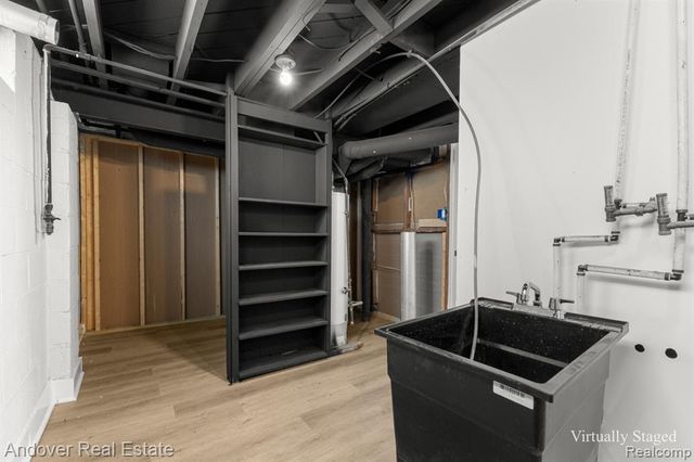 30924 Barton Street, Garden City, MI 48135