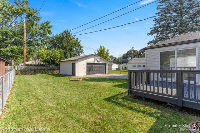 30924 Barton Street, Garden City, MI 48135