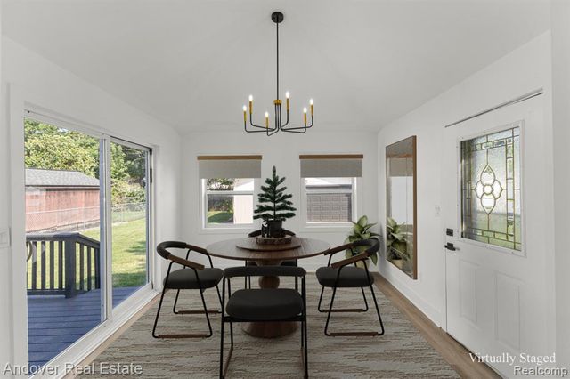 30924 Barton Street, Garden City, MI 48135