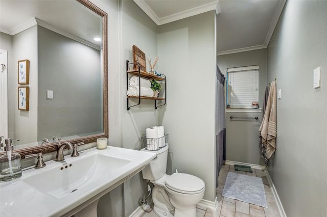 9921 Windlake Circle, Dallas, TX 75238