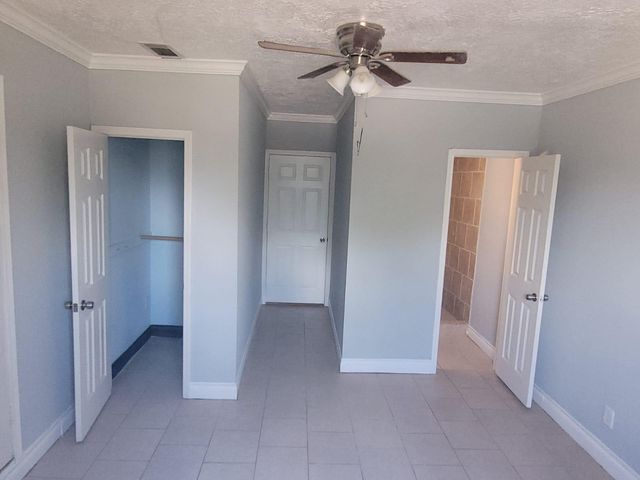 3026 Sunbeam Street, Houston, TX 77051