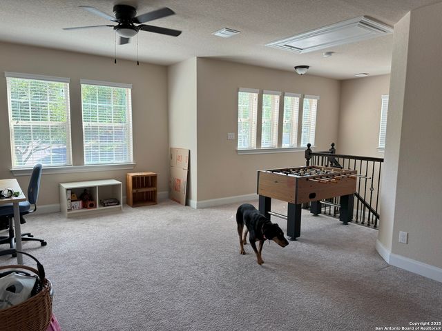 8603 PHOENIX AVE, Universal City, TX 78148